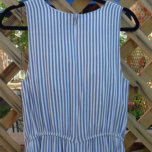 STRIPE DRAPE FRONT JUMPSUIT - Picture 7 of 7